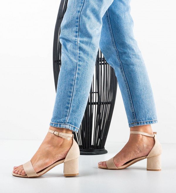 Botinelli Сандали на ток Banat Бежов