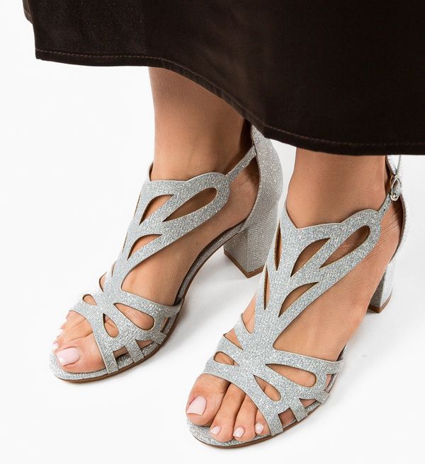 Mei Сандали на ток Bassam Сребърни