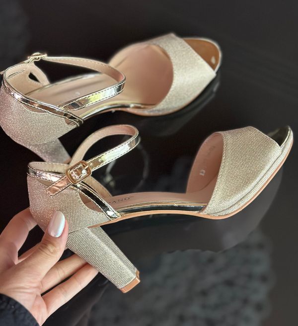 Ali Сандали на ток Berhane Златни