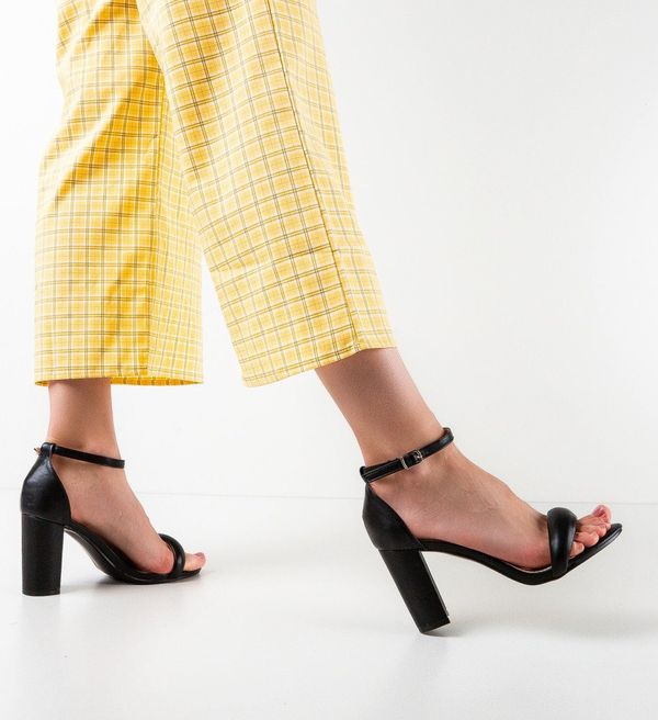 Ali Сандали на ток Bethan Черни