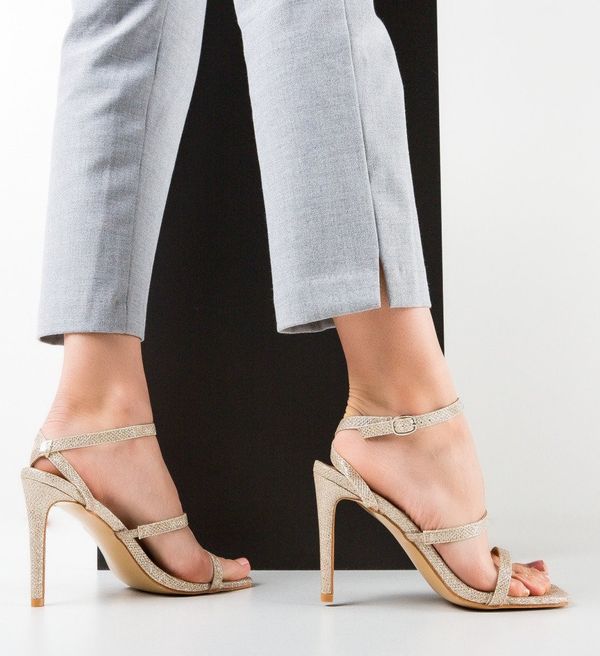 Botinelli Сандали на ток Bijoux Златни