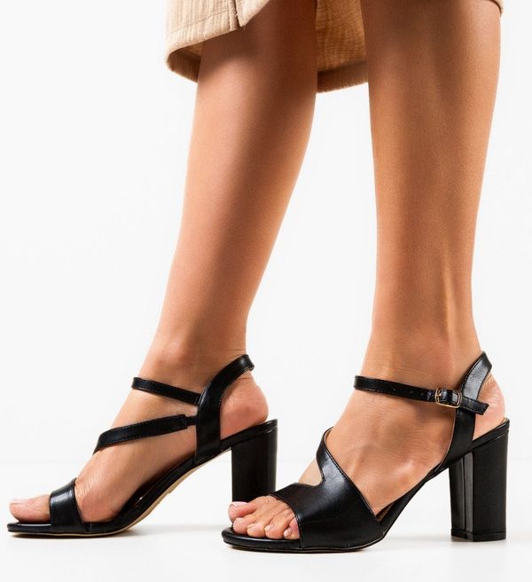 Botinelli Сандали на ток Biniz Черни