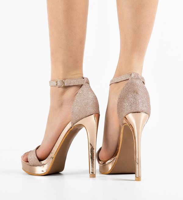 Carolie Сандали на ток Bray Златни