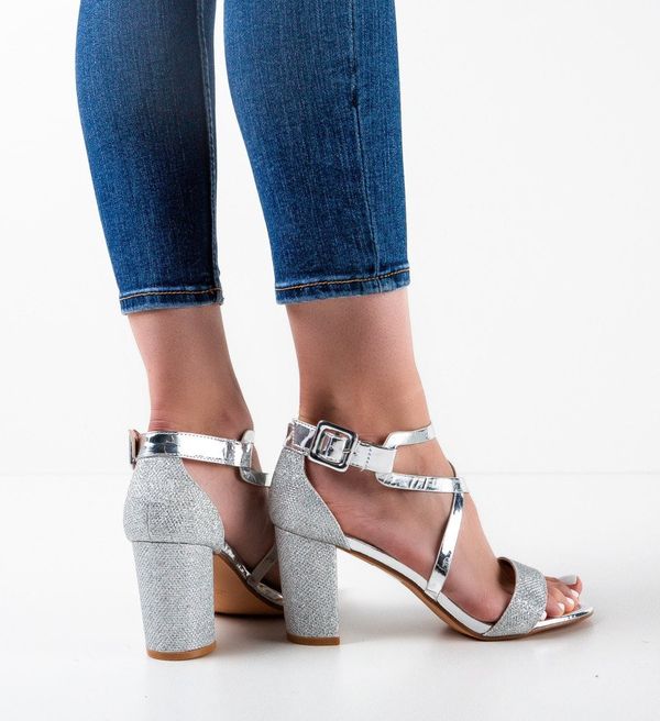 Mei Сандали на ток Cafere Сребърни