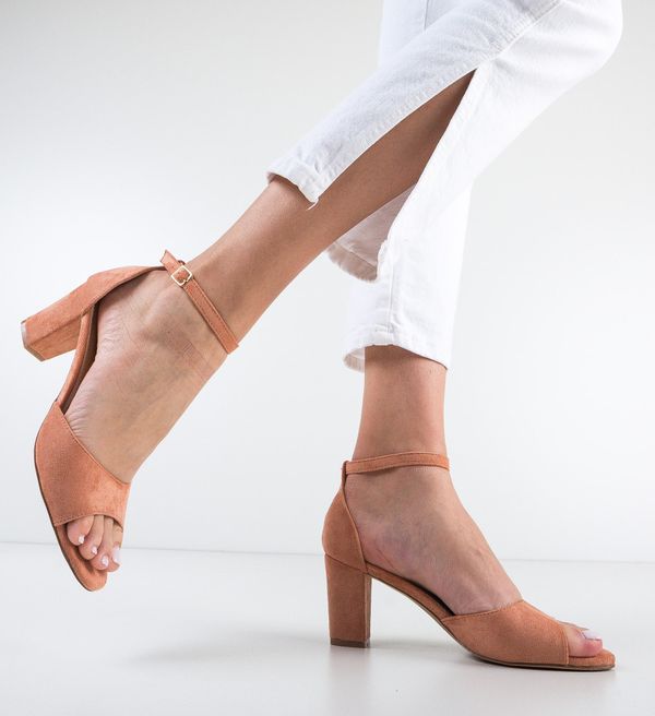 Botinelli Сандали на ток Denva Розов