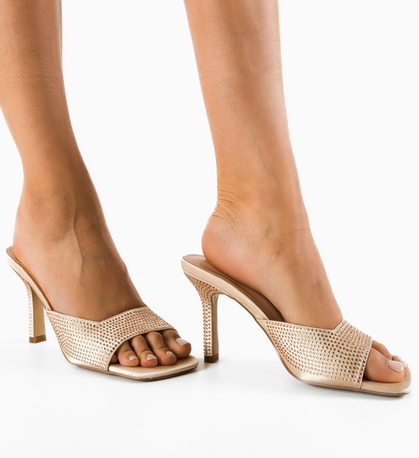 Ali Сандали на ток Faun Бежов