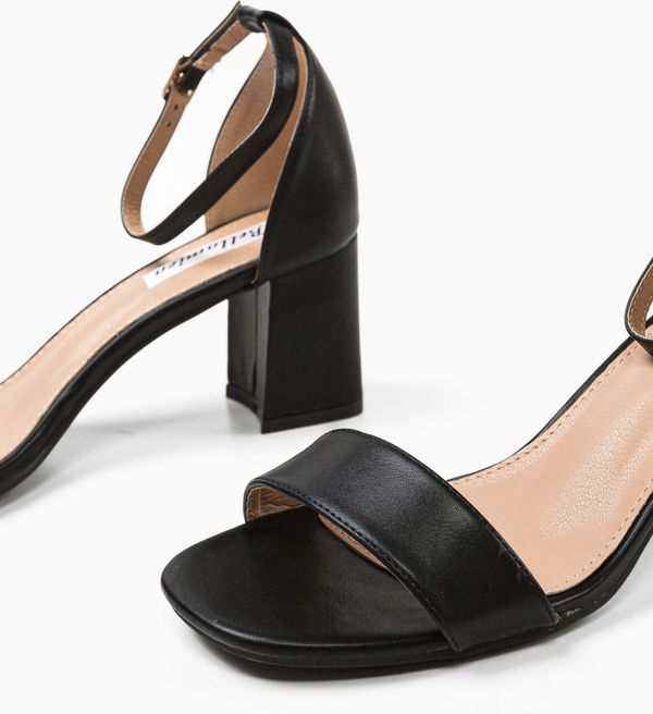 Ali Сандали на ток Ffion Черни