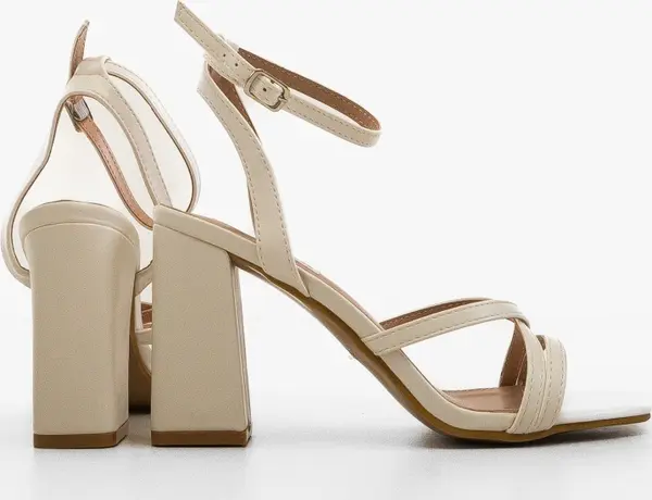 Ali Сандали на ток Franklin Бели