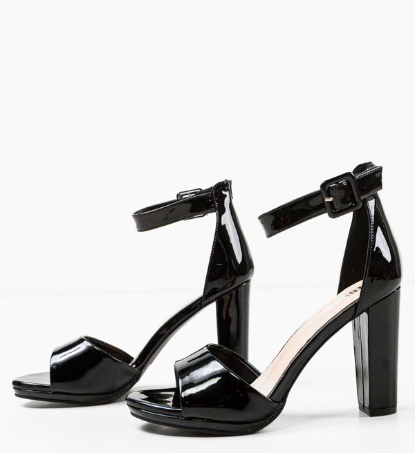 Tony Сандали на ток Ghideci Черни