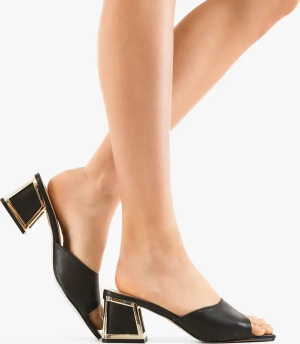 Botinelli Сандали на ток Ghynes Черни