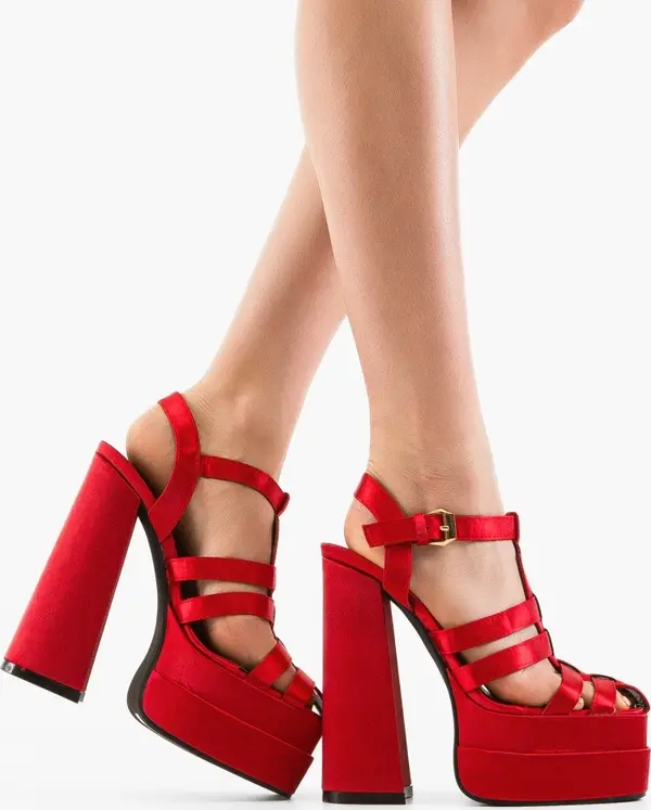 Ali Сандали на ток Giles Червени