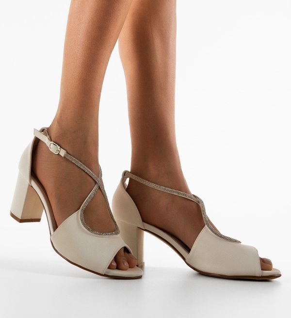 Mei Сандали на ток Gustav Бели