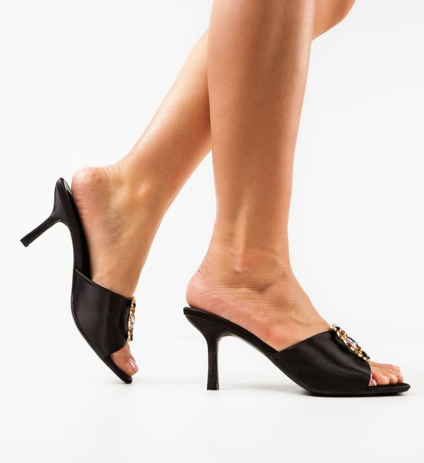 Ali Сандали на ток Hajar Черни