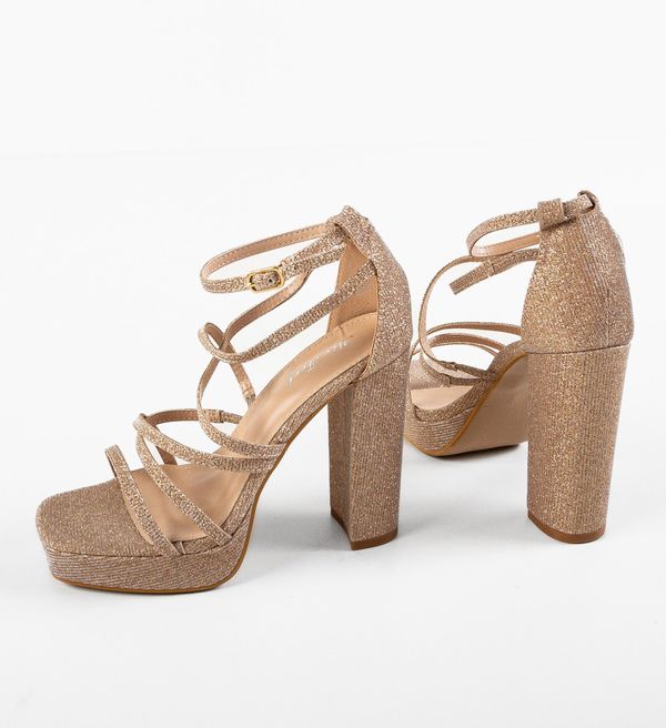 Ali Сандали на ток Hanson Розов