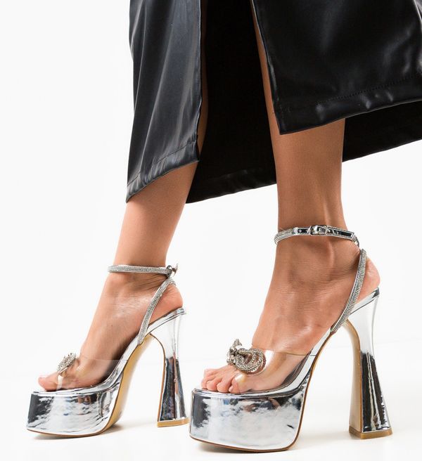 Botinelli Сандали на ток Hasnain Сребърни