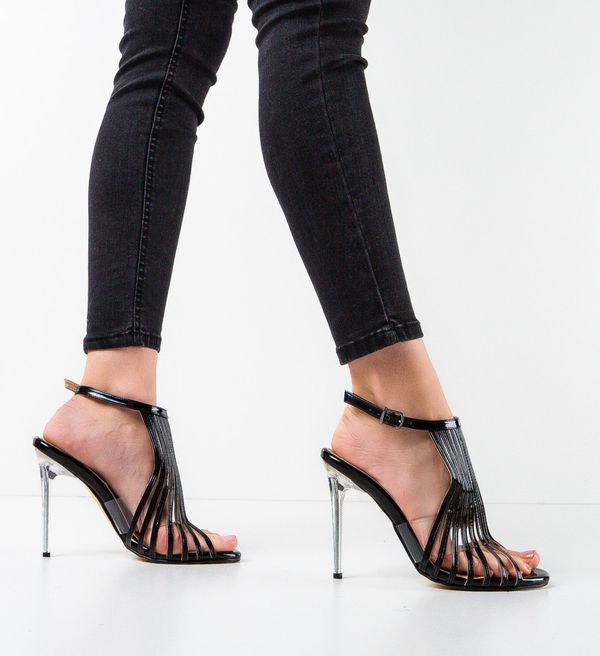 Exist Shoes Сандали на ток Hawtai Черни