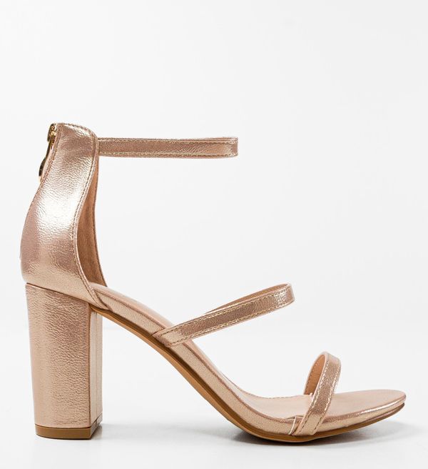 Mei Сандали на ток Hazel Розов