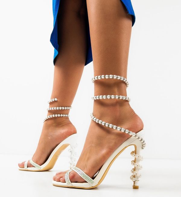 Ali Сандали на ток Hesperos Бели