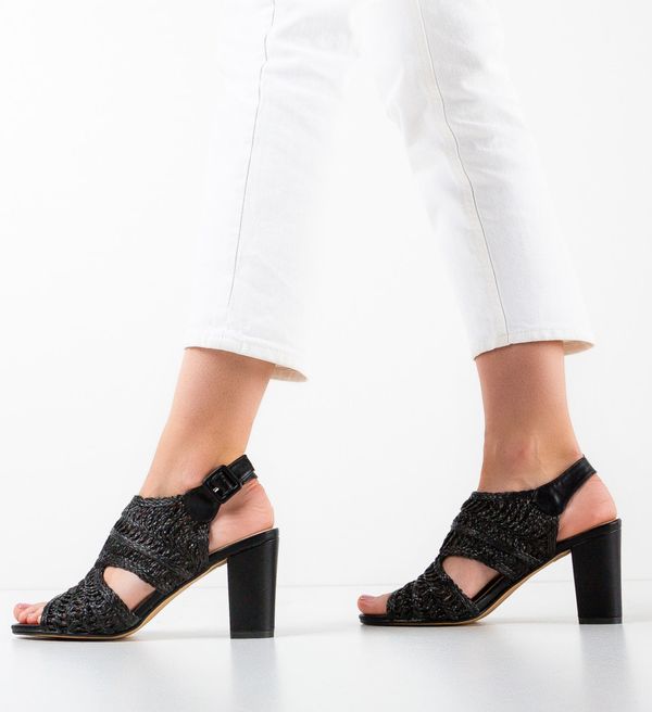 Ali Сандали на ток Holly Черни