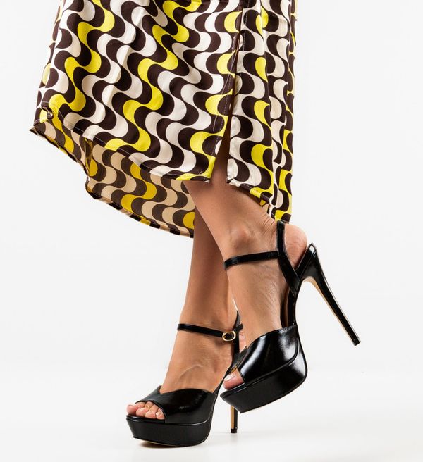 Botinelli Сандали на ток Ivy Черни