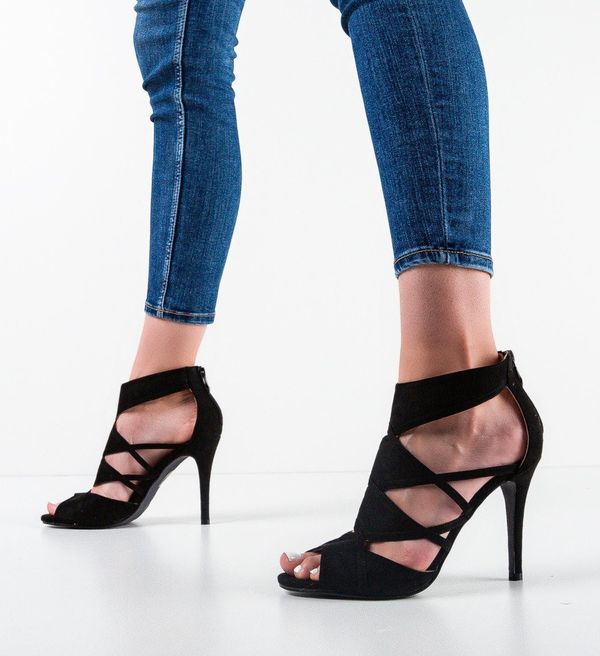 Ali Сандали на ток Izor Черни