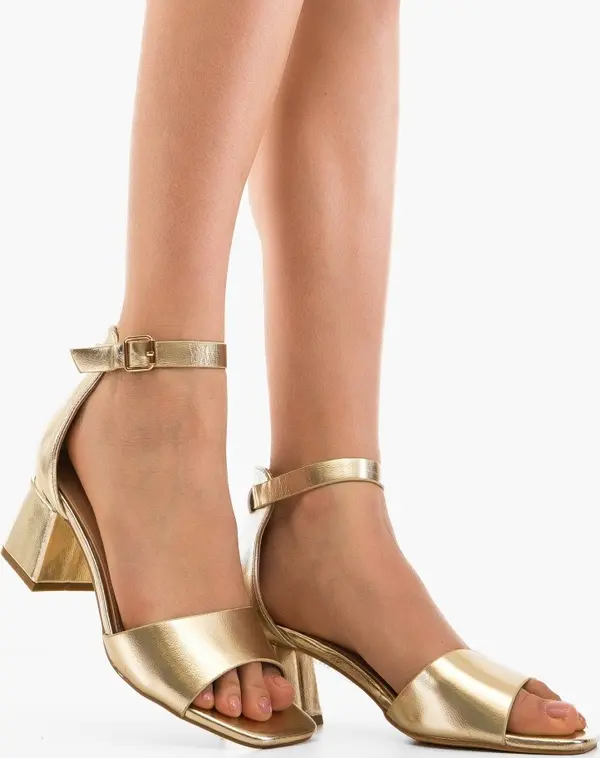 Ali Сандали на ток Jakub Златни