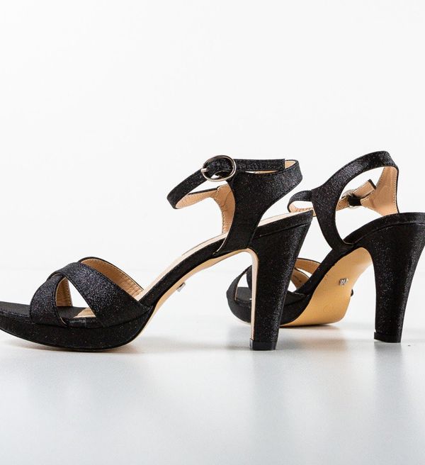 Ali Сандали на ток Jisko Черни