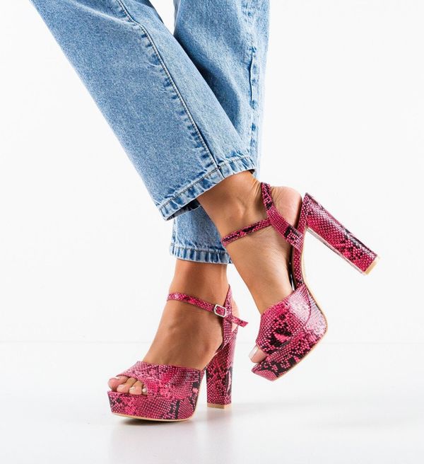 Ali Сандали на ток Joff Фуксия