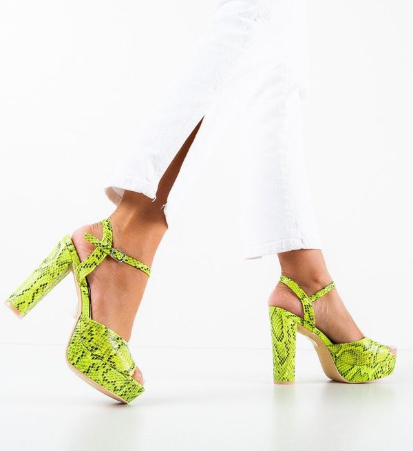 Ali Сандали на ток Joff Жълти