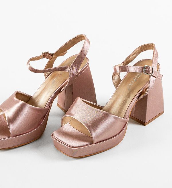 Ali Сандали на ток Josep Розов