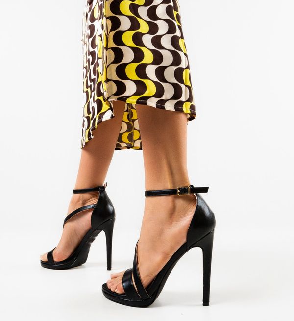 Botinelli Сандали на ток Jova Черни