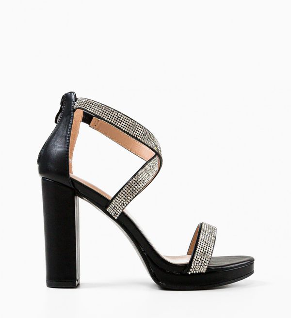 Ali Сандали на ток Justyna Черни