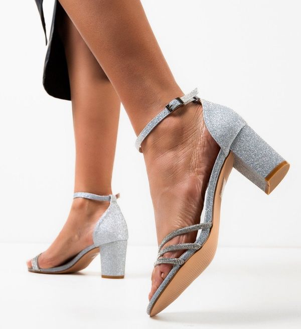 Tony Сандали на ток Kaya Сребърни