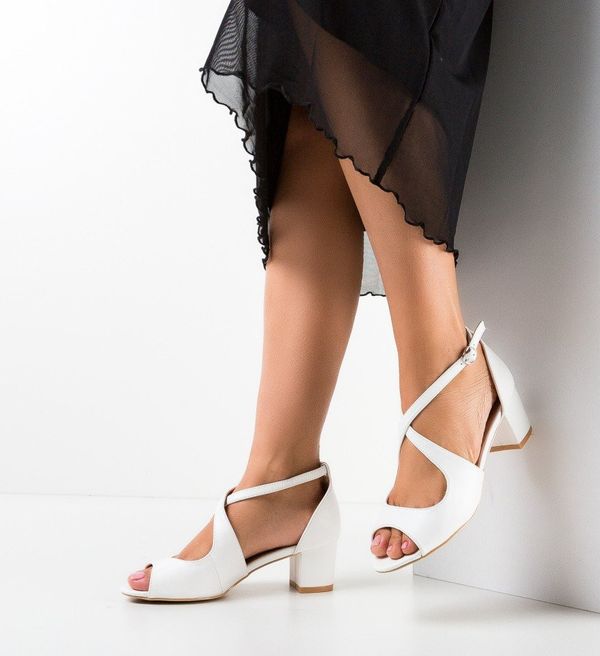 Mei Сандали на ток Keane Бели