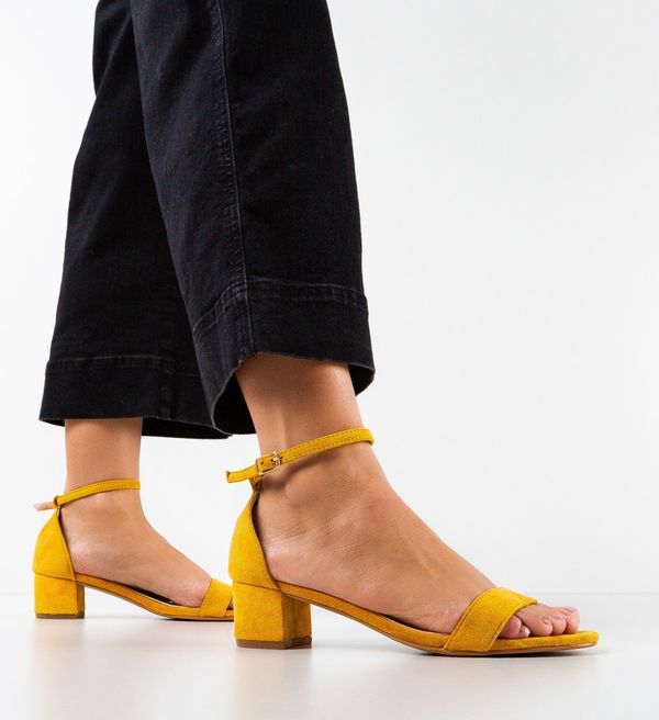 Ali Сандали на ток Khushi Жълти