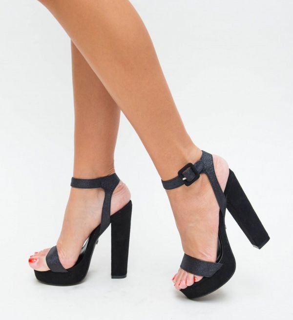 Wow Shoes Сандали на ток KIan Черни