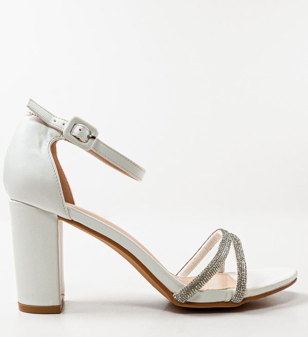 Mei Сандали на ток Kiki Бели