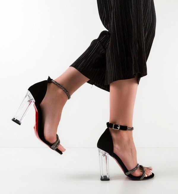 Udobni Сандали на ток Kimir Черни