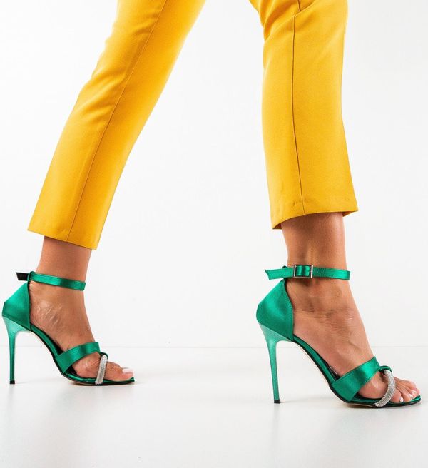 Wow Shoes Сандали на ток Krause Зелени