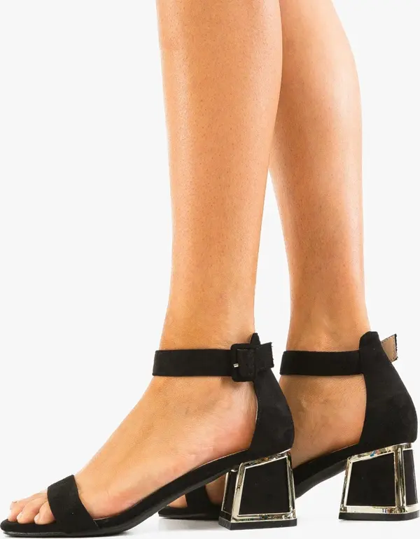 Ali Сандали на ток Lang Черни