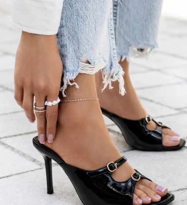 Ali Сандали на ток Lennba Черни