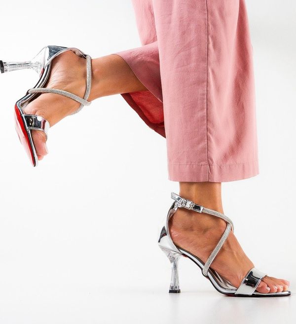 Exist Shoes Сандали на ток Leon Сребърни