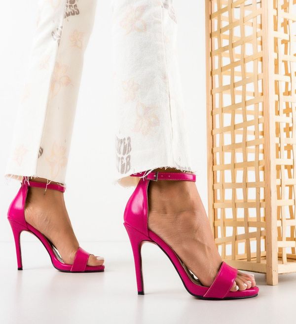 Udobni Сандали на ток Leter Фуксия