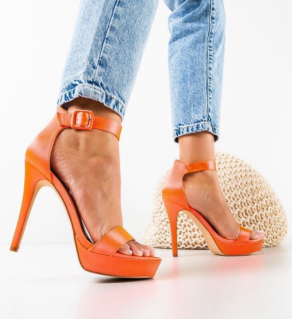 Mei Сандали на ток Letty Оранжеви