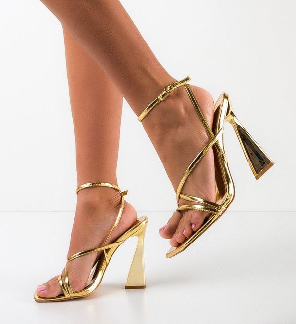 Botinelli Сандали на ток Lucsy Златни