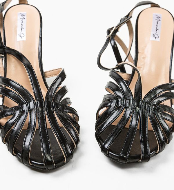 Ali Сандали на ток Macias Черни