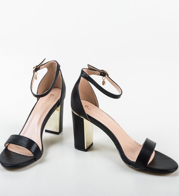 Botinelli Сандали на ток Mae Черни