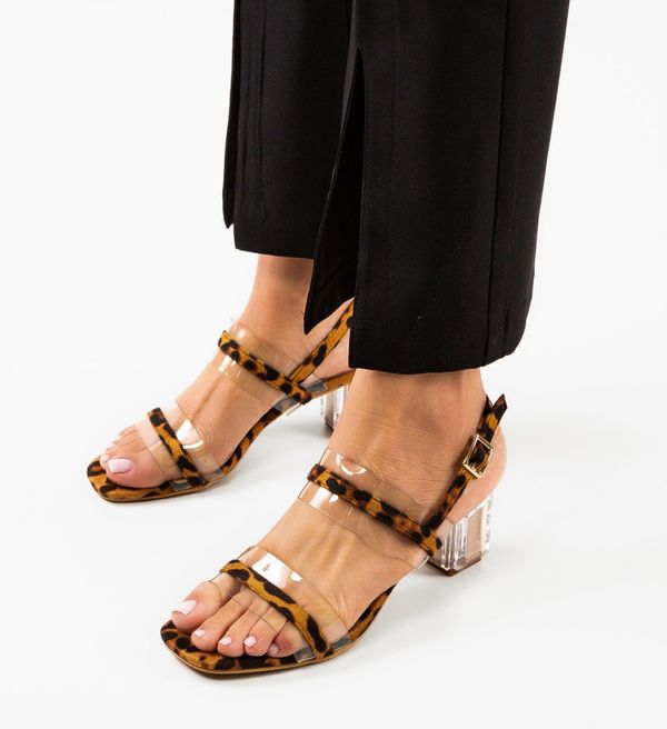 Ali Сандали на ток Martens Анимал принт