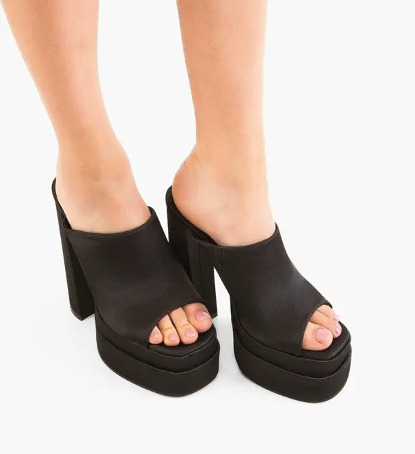 Ali Сандали на ток Maryam Черни