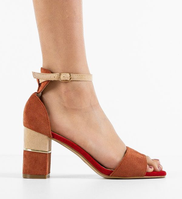 Botinelli Сандали на ток Matija Червени